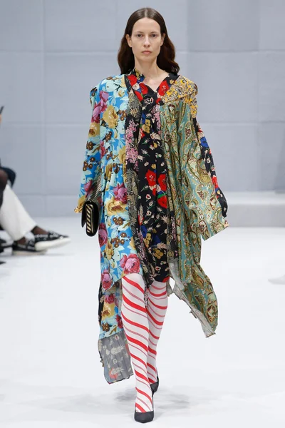 Look 31